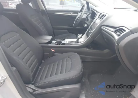 2013 Ford Fusion Se z USA, uszkodzony, nr VIN 3FA6P0H78DR111253